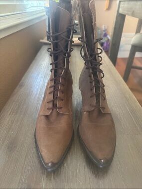 Vintage Women’s Retro Victorian Brown Suede Lace-Up Dress Boots